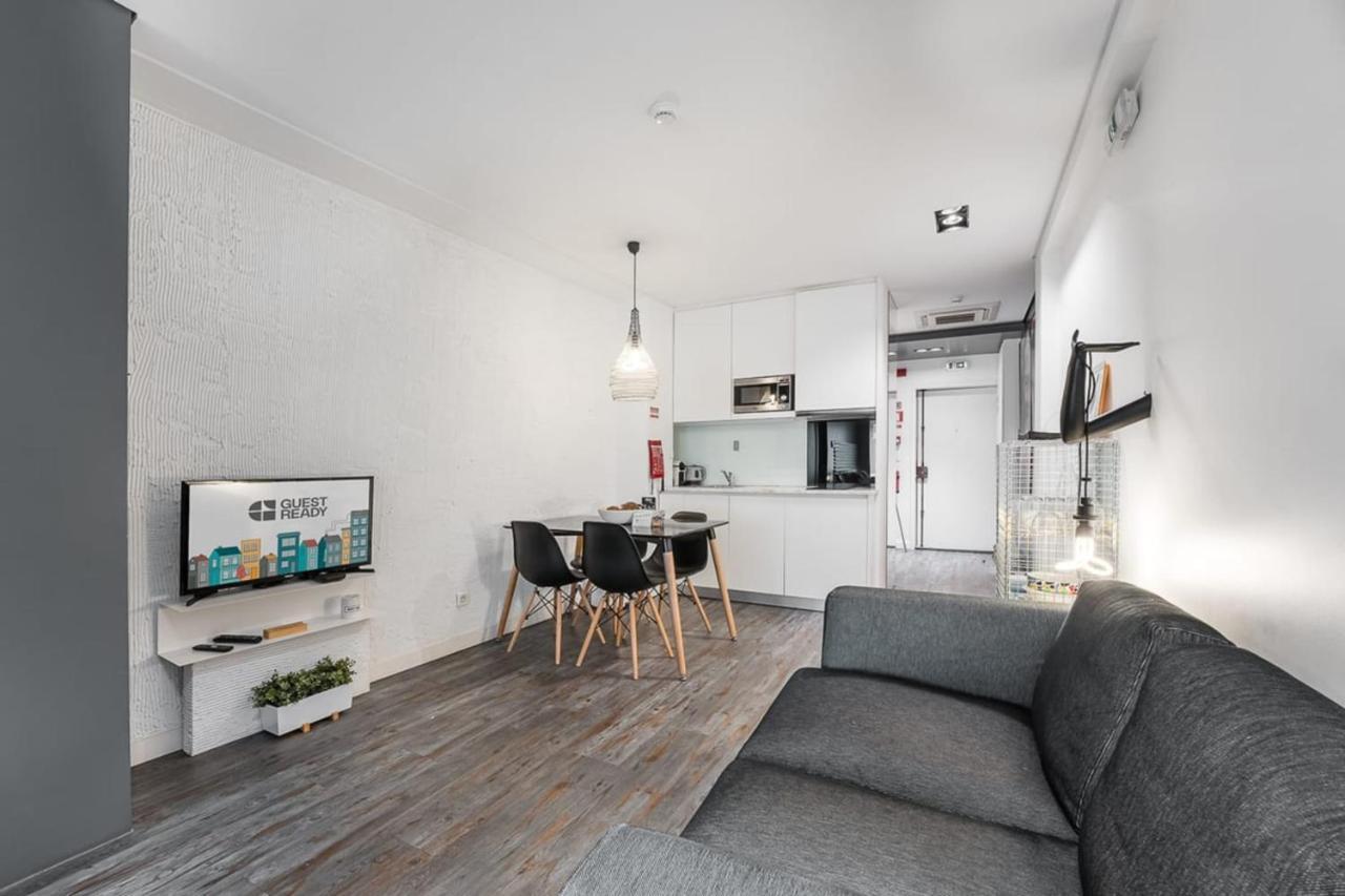 Guestready - A Polished Retreat Near St Catarina Apartment Porto Ngoại thất bức ảnh